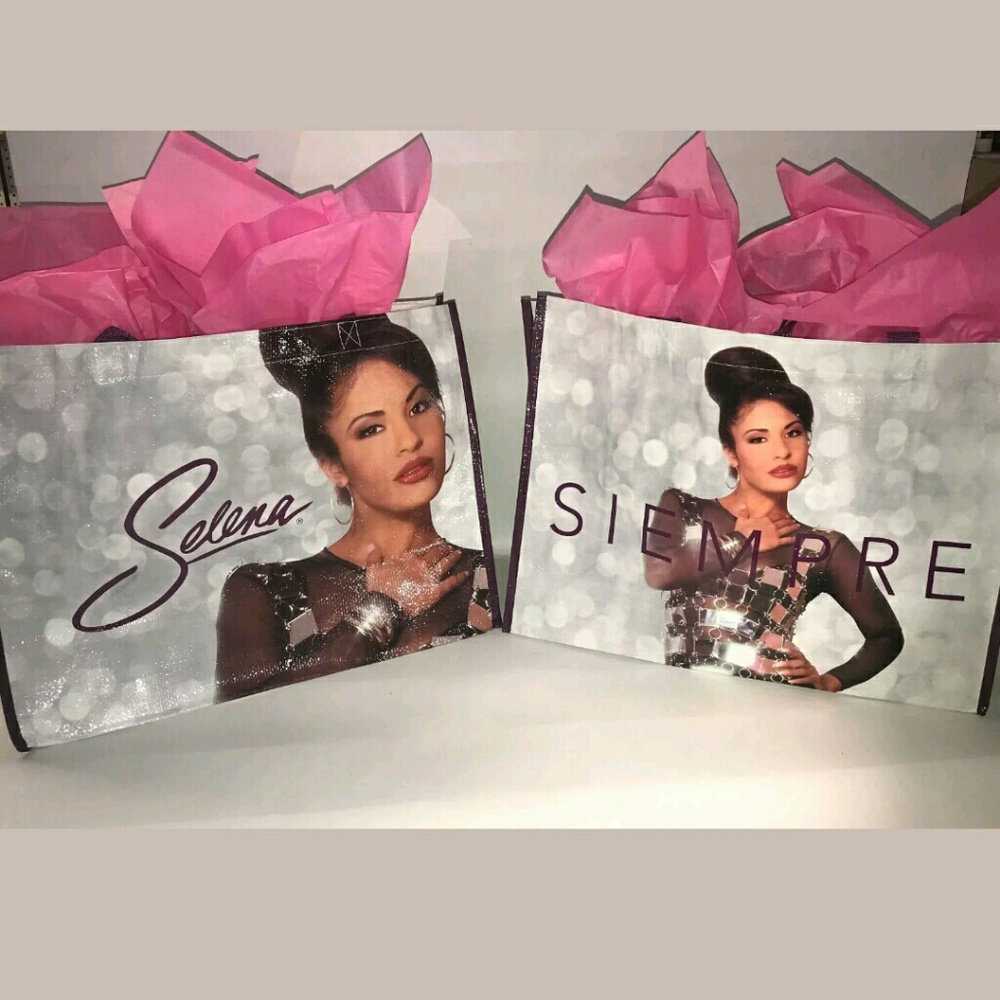 Selena Quintanilla tote bag